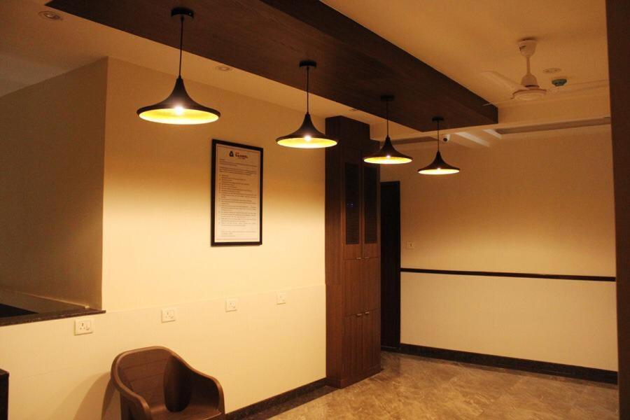 Hotel Saineel Mumbai Exterior photo
