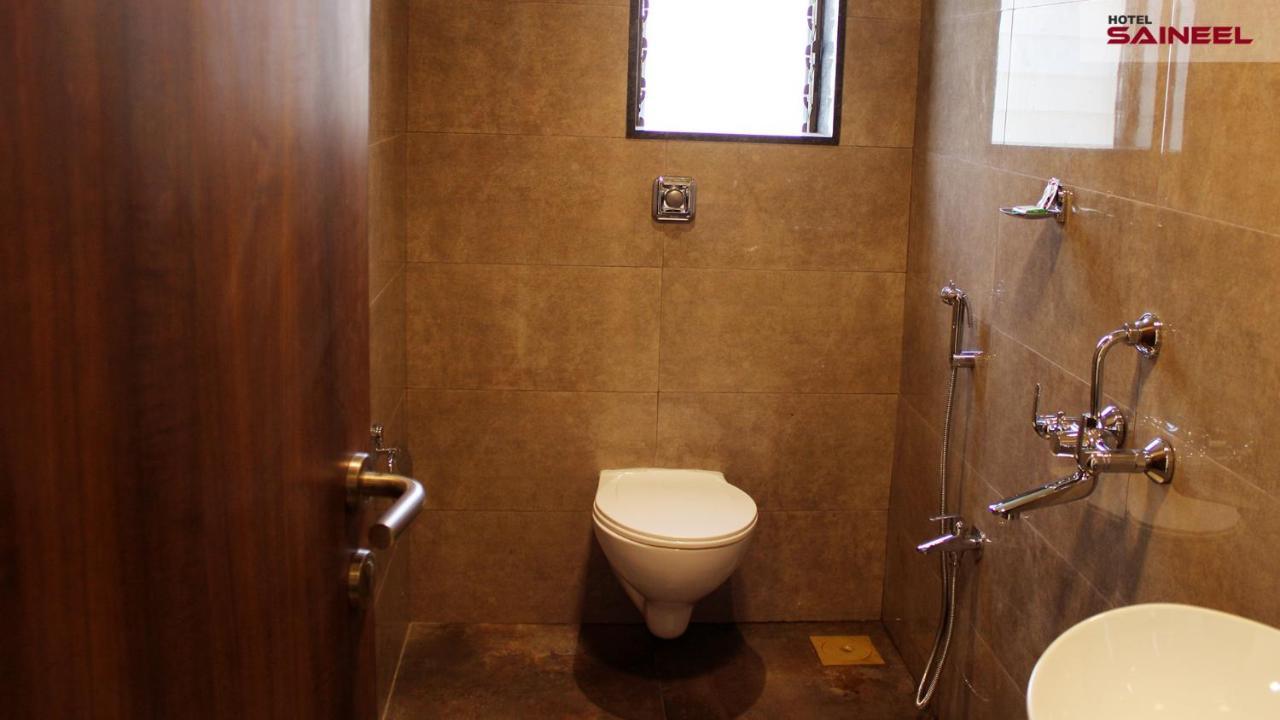 Hotel Saineel Mumbai Exterior photo